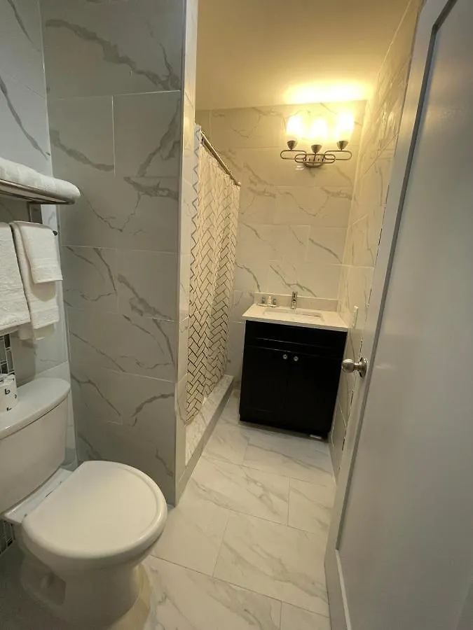 ***  Thatford Hotel Нью-Йорк США