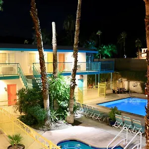 https://knights-inn-palm-springs.palm-springs-ca-hotels.com